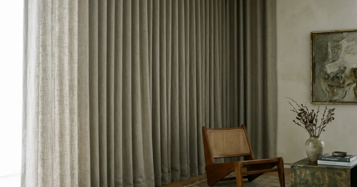 Natural linen wave pleat curtains handcrafted by Nalia in Sherbrooke Quebec